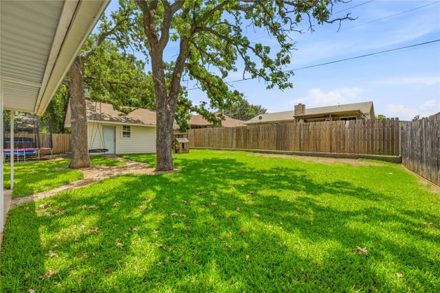 510 Spring Meadow Street, Stephenville, TX 76401