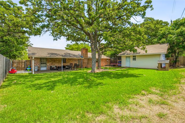 510 Spring Meadow Street, Stephenville, TX 76401