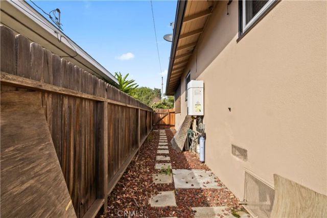 754 W 9th, Claremont, CA 91711