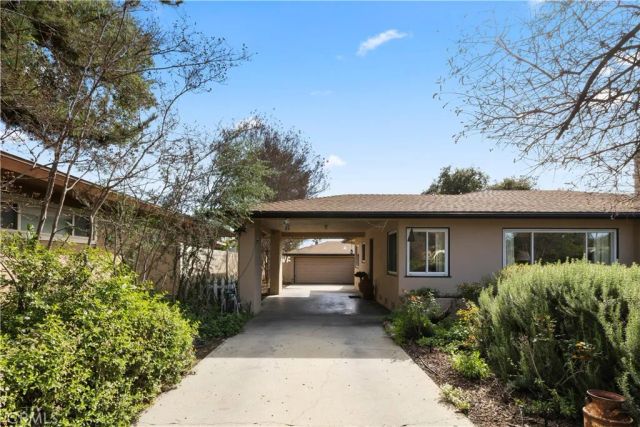 754 W 9th, Claremont, CA 91711
