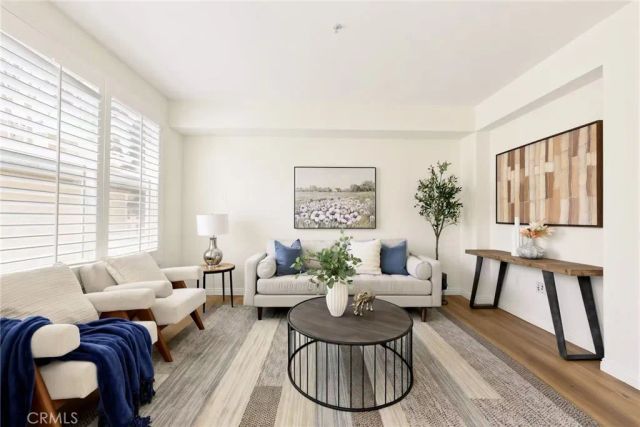 68 E Bay State Street 3G, Alhambra, CA 91801