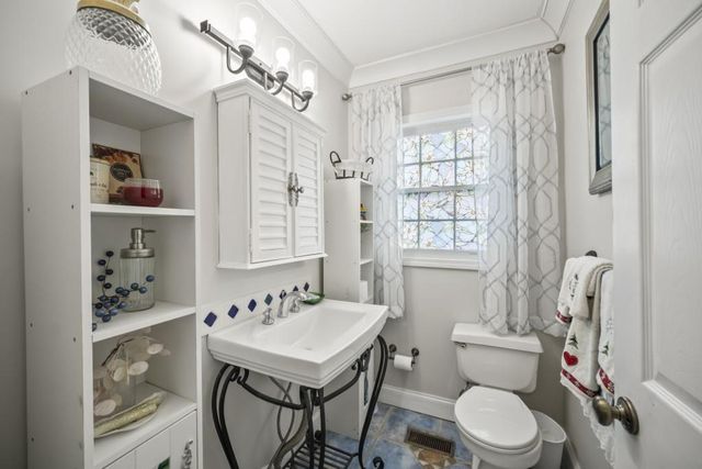 431 W Memorial Drive, Dallas, GA 30132