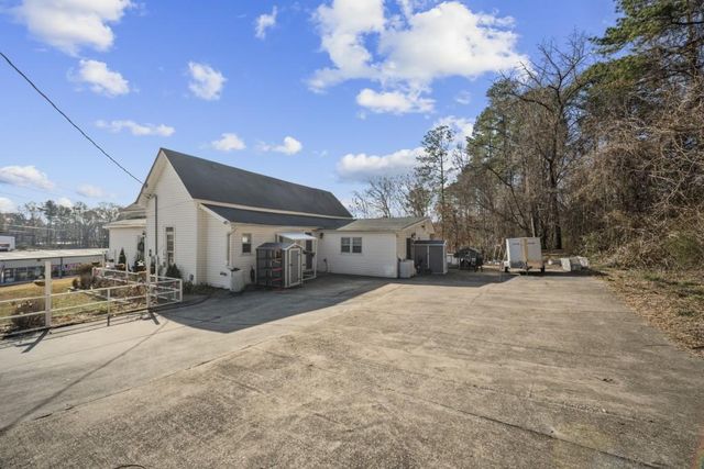 431 W Memorial Drive, Dallas, GA 30132
