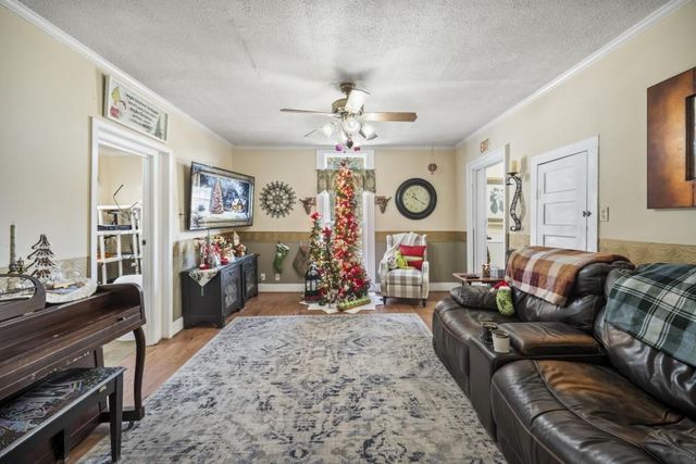 431 W Memorial Drive, Dallas, GA 30132