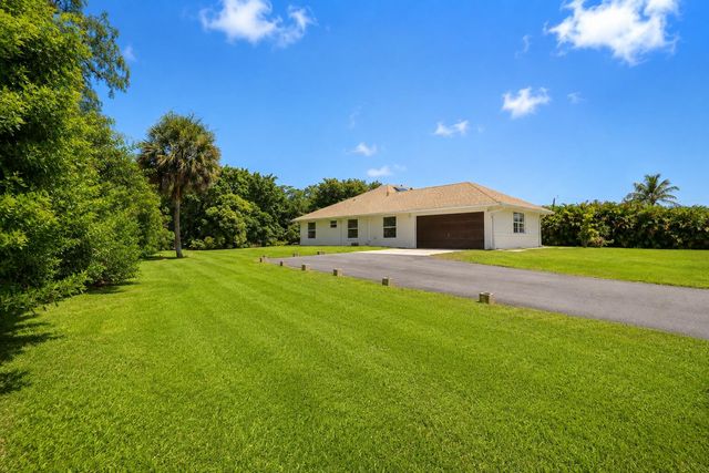 16613 61st Place N, Loxahatchee, FL 33470