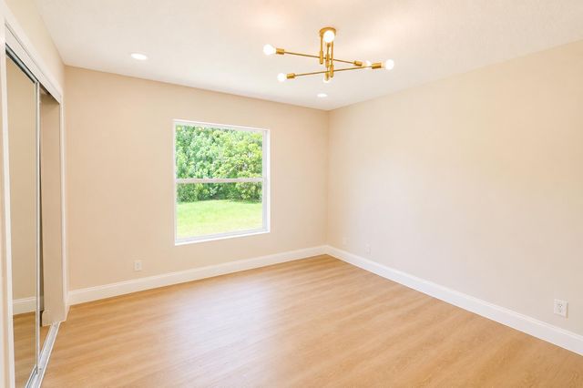 16613 61st Place N, Loxahatchee, FL 33470