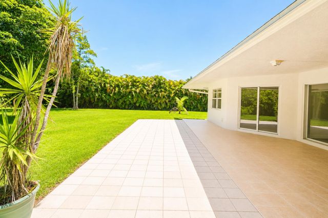 16613 61st Place N, Loxahatchee, FL 33470