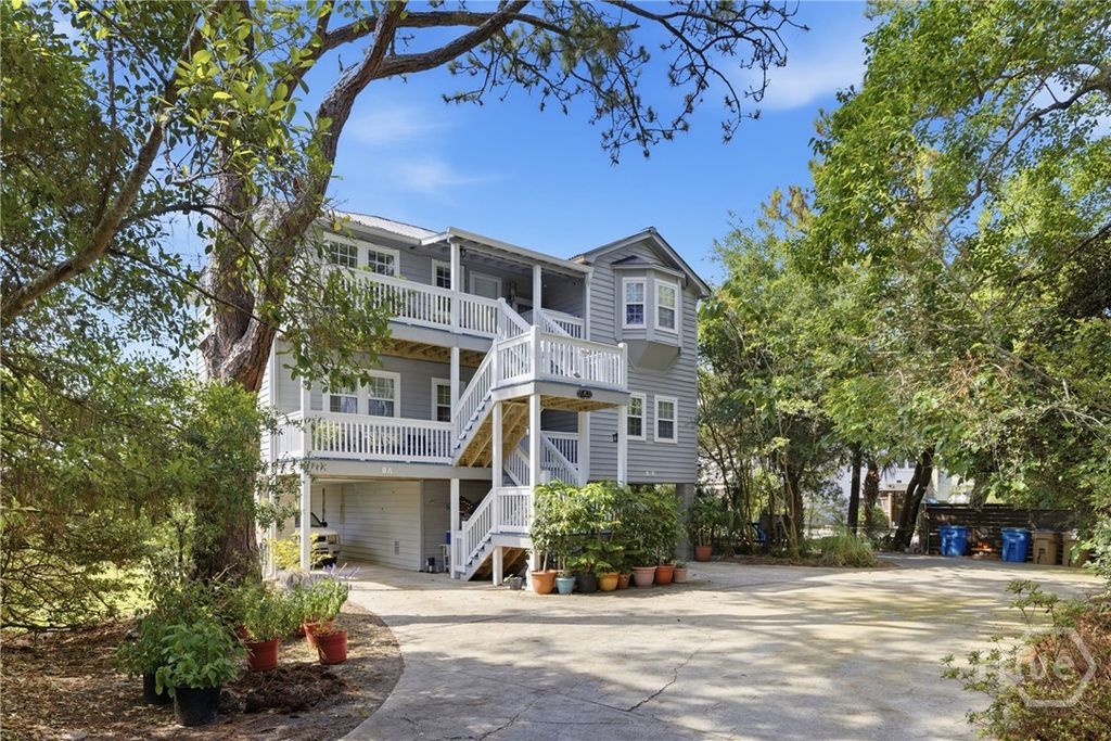 Image 1 of property listing at 8 Lighthouse Lane, Tybee Island, GA 31328