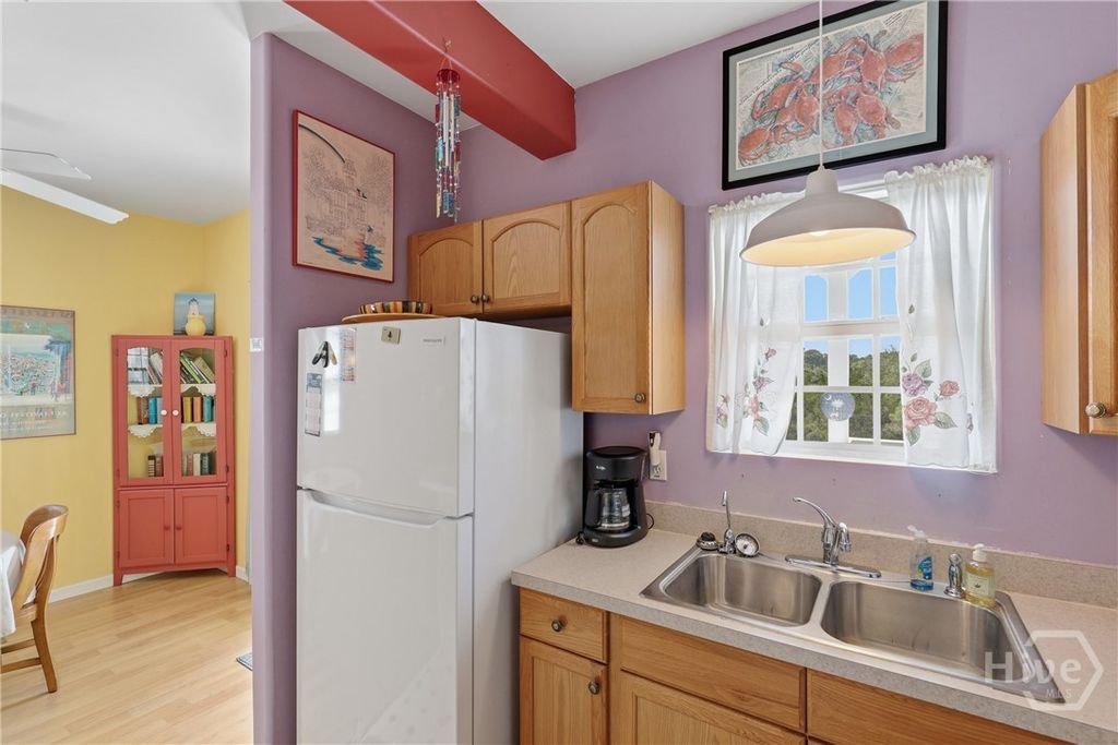 Image 13 of property listing at 8 Lighthouse Lane, Tybee Island, GA 31328