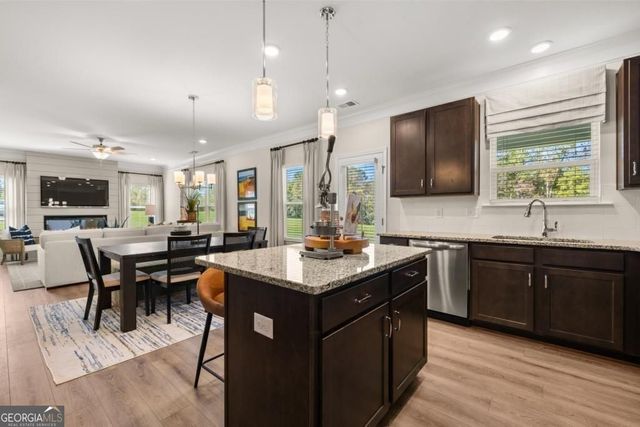 202 Sycamore Lane, Calhoun, GA 30701