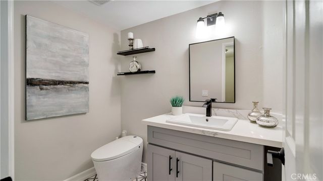 826 Farmer, Placentia, CA 92870