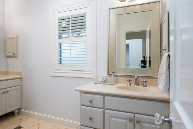 4060 Lovers Lane, University Park, TX 75225