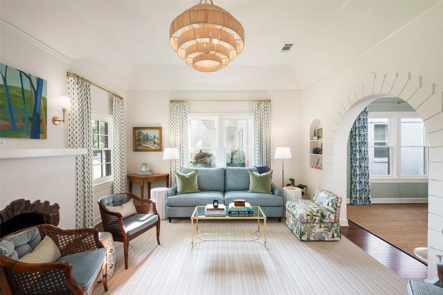 4060 Lovers Lane, University Park, TX 75225