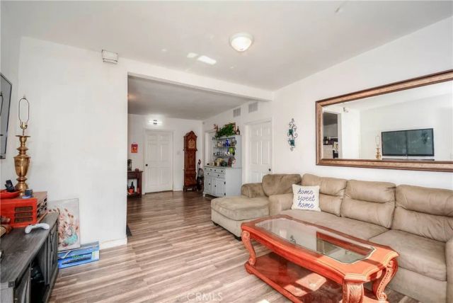 185 N Scovell, San Jacinto, CA 92583