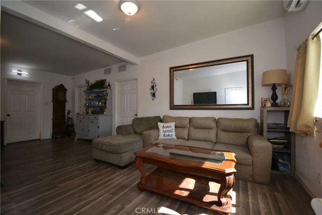 185 N Scovell, San Jacinto, CA 92583