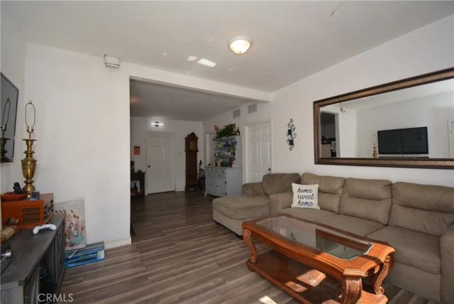 185 N Scovell, San Jacinto, CA 92583