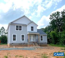 2600 DOCTORS RD, Louisa, VA 23093