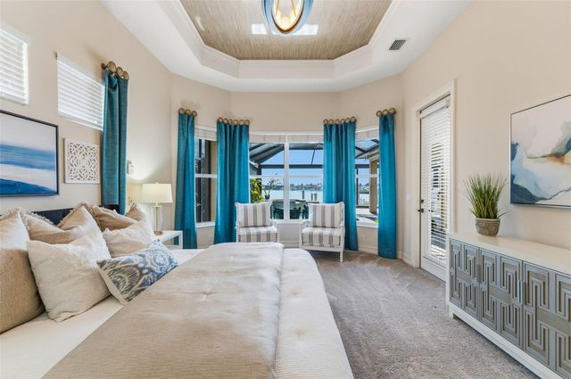 807 3RD STREET E, Palmetto, FL 34221