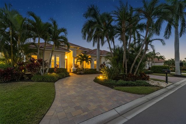 807 3RD STREET E, Palmetto, FL 34221