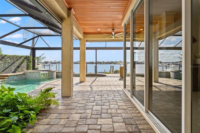 807 3RD STREET E, Palmetto, FL 34221