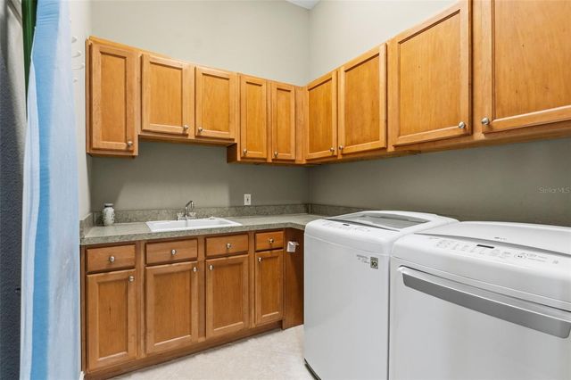 807 3RD STREET E, Palmetto, FL 34221