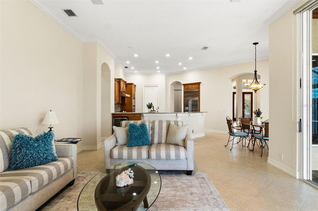 807 3RD STREET E, Palmetto, FL 34221