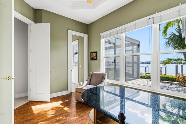 807 3RD STREET E, Palmetto, FL 34221