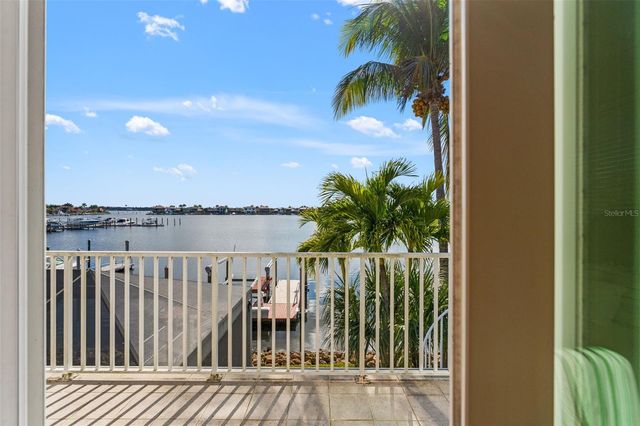 807 3RD STREET E, Palmetto, FL 34221