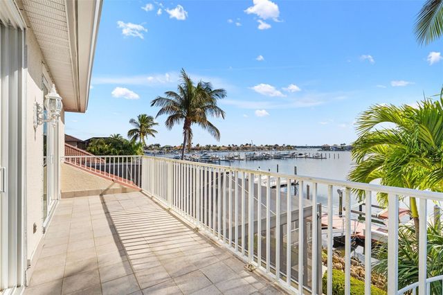 807 3RD STREET E, Palmetto, FL 34221