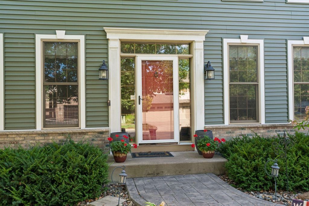16917 73rd Place N, Maple Grove, MN 55311 — photo 4