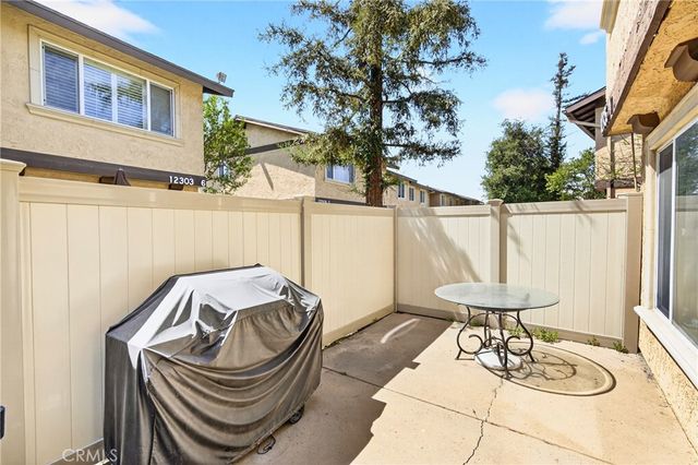 12305 Runnymede 1, North Hollywood, CA 91605