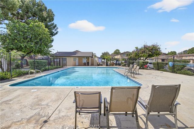 12305 Runnymede 1, North Hollywood, CA 91605