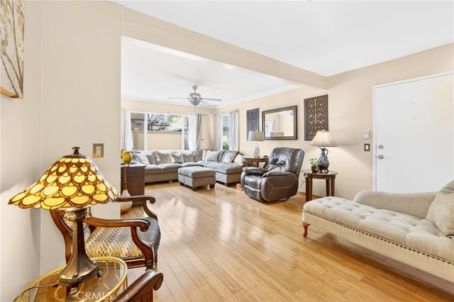 12305 Runnymede 1, North Hollywood, CA 91605