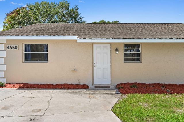 4548- 4550 SE Salvatori Road, Stuart, FL 34997