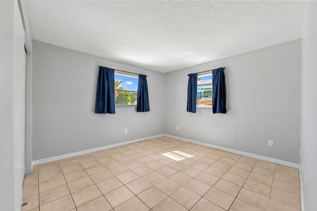4548- 4550 SE Salvatori Road, Stuart, FL 34997