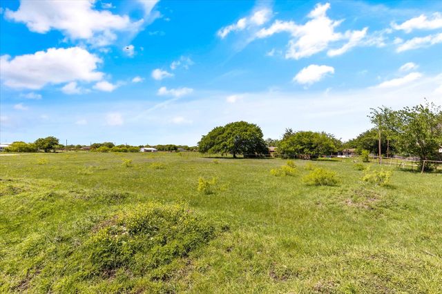 2620 County Road 920, Crowley, TX 76036