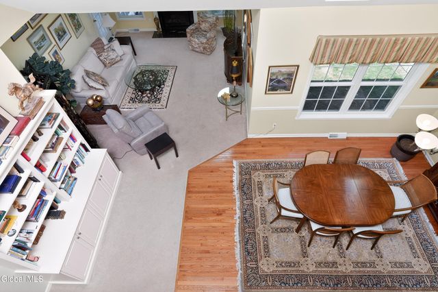 60 Oakmont Street, Niskayuna, NY 12309