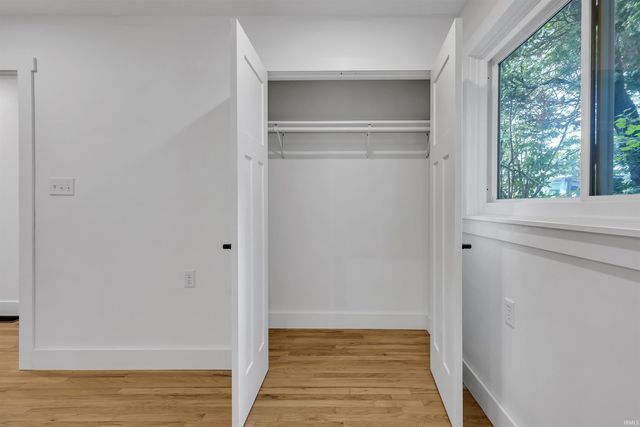 521 S Village Drive, Bloomington, IN 47403