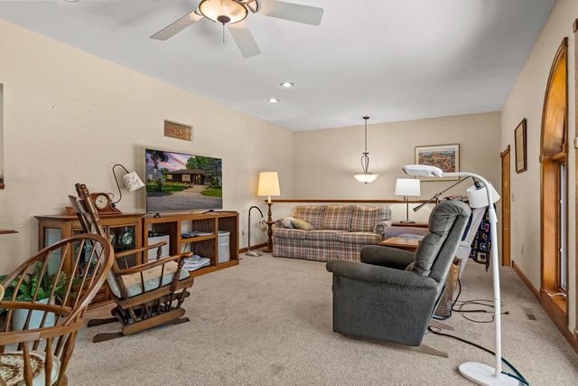 1520 29th STREET S, La Crosse, WI 54601
