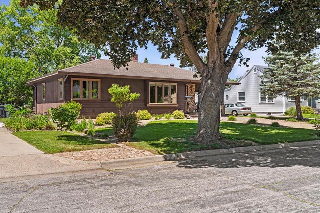 1520 29th STREET S, La Crosse, WI 54601
