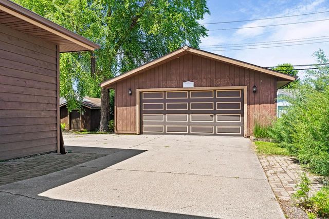 1520 29th STREET S, La Crosse, WI 54601