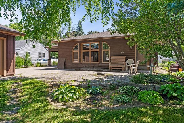 1520 29th STREET S, La Crosse, WI 54601
