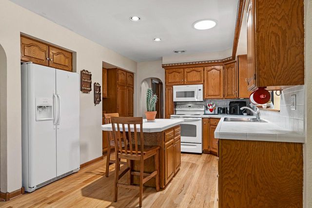 1520 29th STREET S, La Crosse, WI 54601