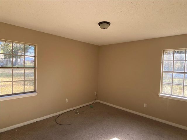 5700 Deerwood Drive N, Mobile, AL 36618