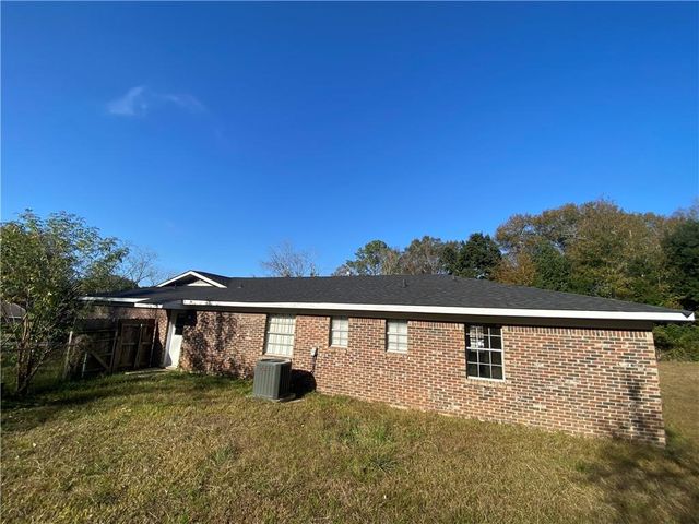 5700 Deerwood Drive N, Mobile, AL 36618