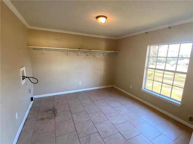 5700 Deerwood Drive N, Mobile, AL 36618