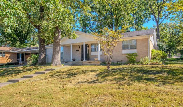 53 Flag Road, Little Rock, AR 72205