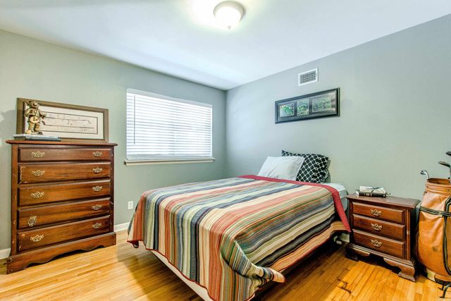 53 Flag Road, Little Rock, AR 72205