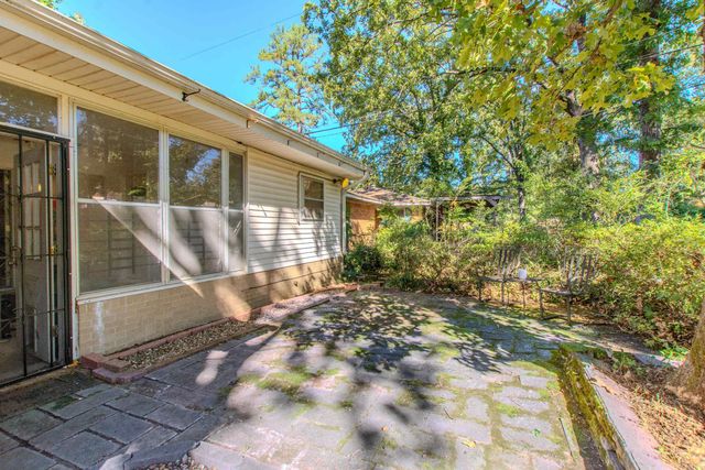 53 Flag Road, Little Rock, AR 72205