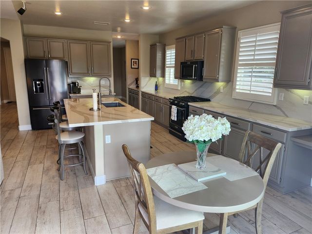 82527 Grant Drive, Indio, CA 92201